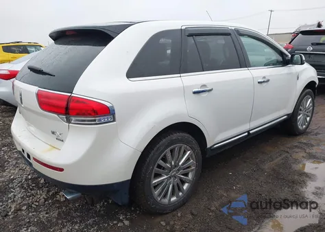 2013 Lincoln Mkx z USA, uszkodzony, nr VIN 2LMDJ8JK4DBL23968